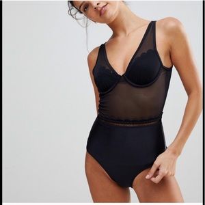 NWT Ted Baker Kesia Scallop Mesh 1-Piece Swimsuit